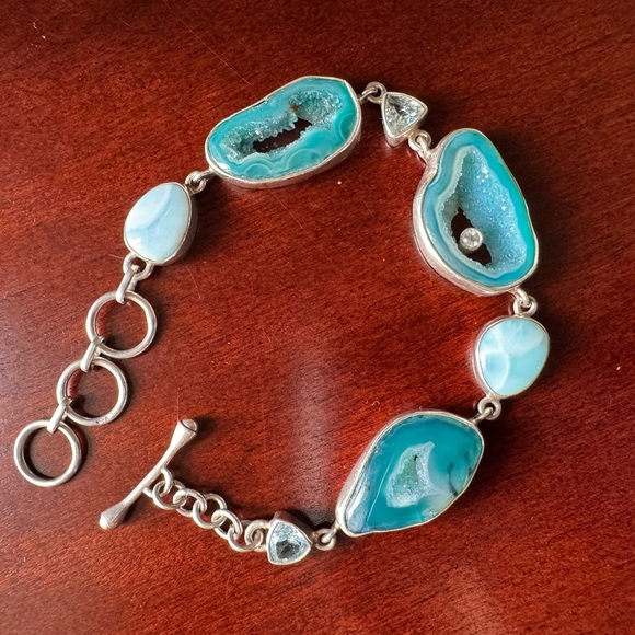Silver, topaz and agate geode bracelet